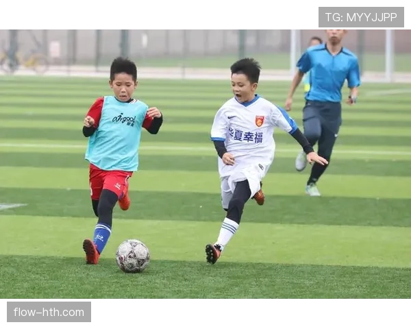 规则拆解型：足球比赛每队必须有多少人？少于多少会被判负？