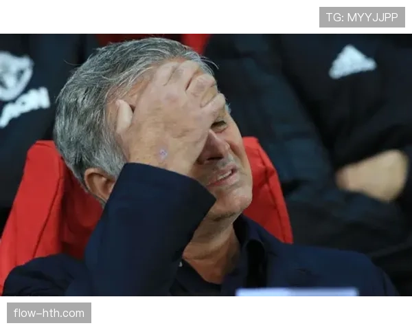 刷到贝克汉姆拎的包，我的房租瞬间没存在感